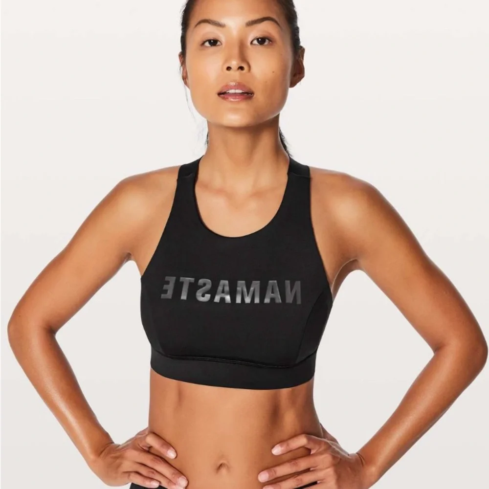Lululemon Fast & Free Bra (Nulux) Black Namaste Spellout Size 6